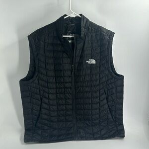 The North Face Puffer Vest Size: XL MENS